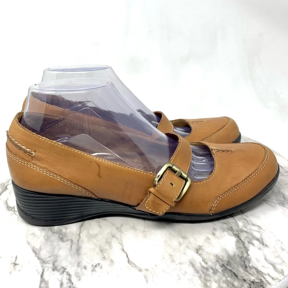 Natural Soul by Naturalizer Bakten Mary Jane Brown Leather Wedges 9 Classic